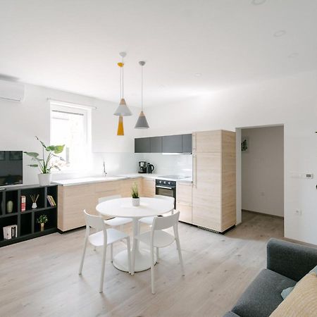 Apartment Fresh - Parking Included Izola Dış mekan fotoğraf